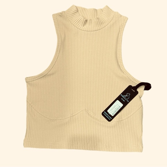 Kuwallatee Sleeve less Mock neck - Picture 1 of 3